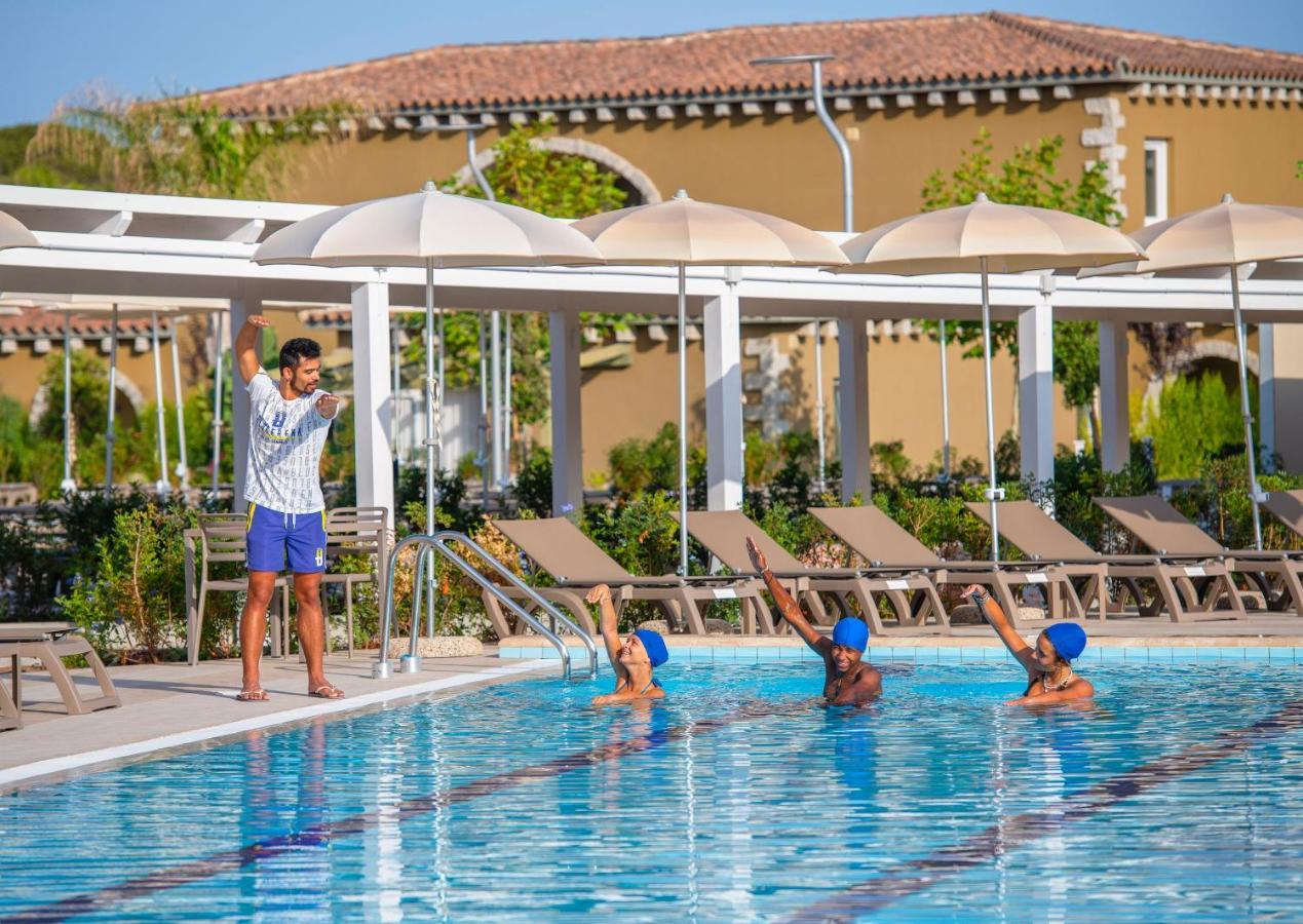 Is Serenas Badesi Resort Zewnętrze zdjęcie